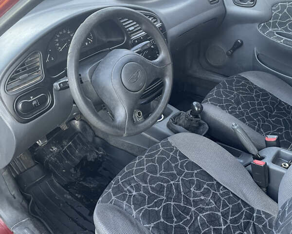 Деу Сенс 2004 у Вінниці на Automoto.ua Чорний Деу Сенс, об'ємом двигуна 1.3 л та пробігом 225 тис. км за 2000 $, фото 13 на Automoto.ua