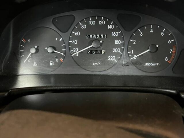 Чорний Деу Сенс, об'ємом двигуна 1.5 л та пробігом 265 тис. км за 1000 $, фото 5 на Automoto.ua