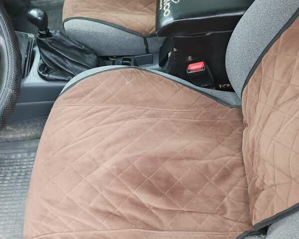 Черный Дэу Сенс, объемом двигателя 1.3 л и пробегом 190 тыс. км за 2139 $, фото 2 на Automoto.ua