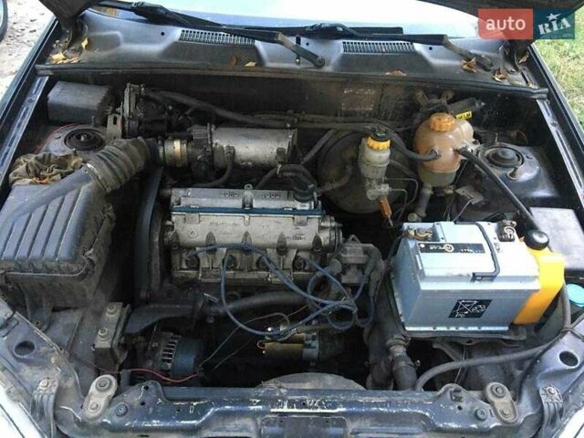 Чорний Деу Сенс, об'ємом двигуна 1.3 л та пробігом 296 тис. км за 998 $, фото 4 на Automoto.ua