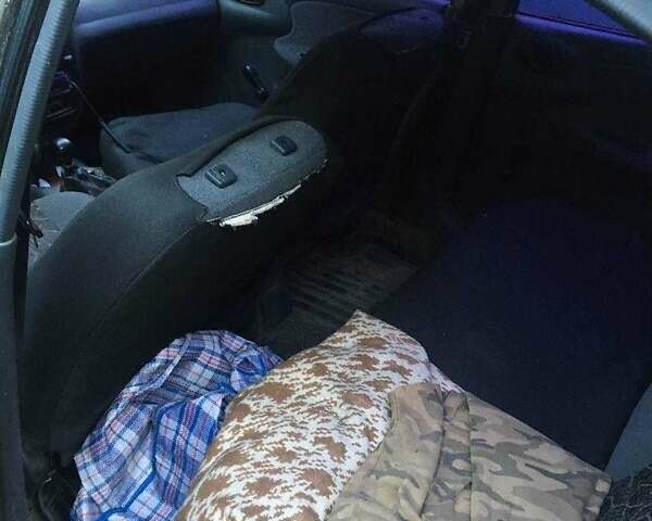Чорний Деу Сенс, об'ємом двигуна 1.3 л та пробігом 296 тис. км за 998 $, фото 6 на Automoto.ua