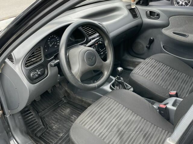 Черный Дэу Сенс, объемом двигателя 1.5 л и пробегом 350 тыс. км за 2150 $, фото 5 на Automoto.ua