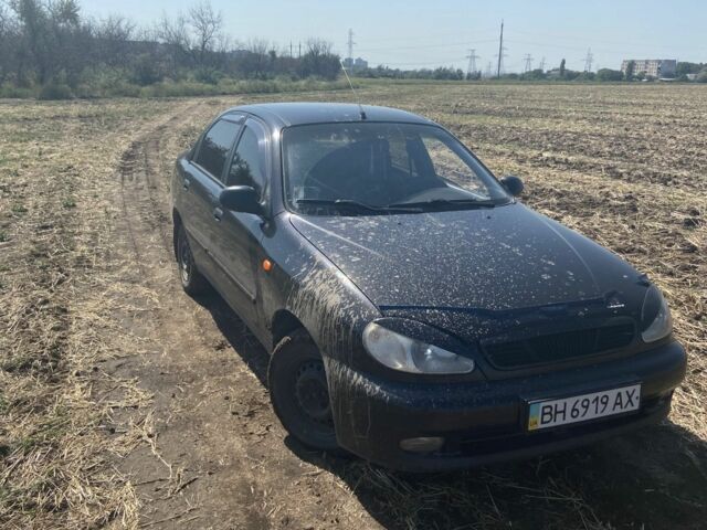 Черный Дэу Сенс, объемом двигателя 1.5 л и пробегом 211 тыс. км за 2402 $, фото 5 на Automoto.ua