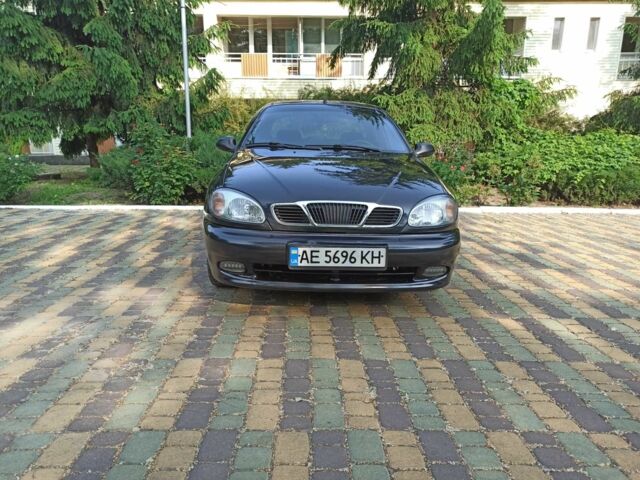 Черный Дэу Сенс, объемом двигателя 1.5 л и пробегом 286 тыс. км за 2750 $, фото 1 на Automoto.ua