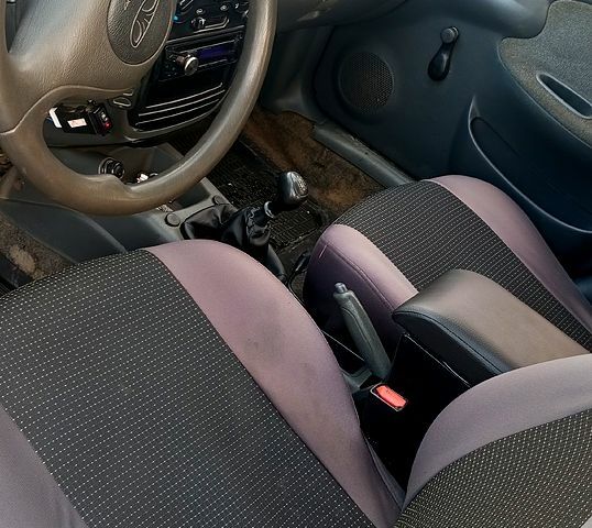 Чорний Деу Сенс, об'ємом двигуна 1.3 л та пробігом 250 тис. км за 1550 $, фото 10 на Automoto.ua
