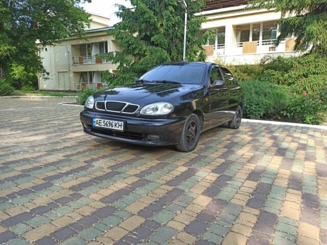 Черный Дэу Сенс, объемом двигателя 1.5 л и пробегом 286 тыс. км за 2750 $, фото 2 на Automoto.ua