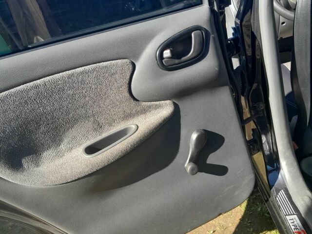 Чорний Деу Сенс, об'ємом двигуна 1.5 л та пробігом 195 тис. км за 2100 $, фото 16 на Automoto.ua