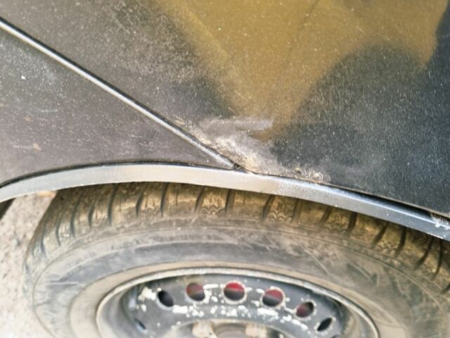 Черный Дэу Сенс, объемом двигателя 1.3 л и пробегом 236 тыс. км за 1400 $, фото 5 на Automoto.ua