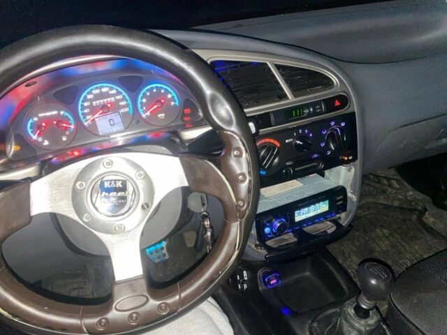 Черный Дэу Сенс, объемом двигателя 1.5 л и пробегом 201 тыс. км за 2236 $, фото 5 на Automoto.ua