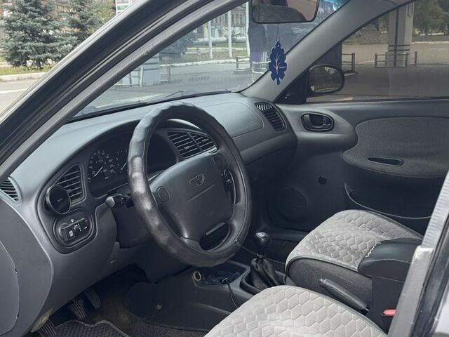 Черный Дэу Сенс, объемом двигателя 1.5 л и пробегом 124 тыс. км за 2650 $, фото 6 на Automoto.ua