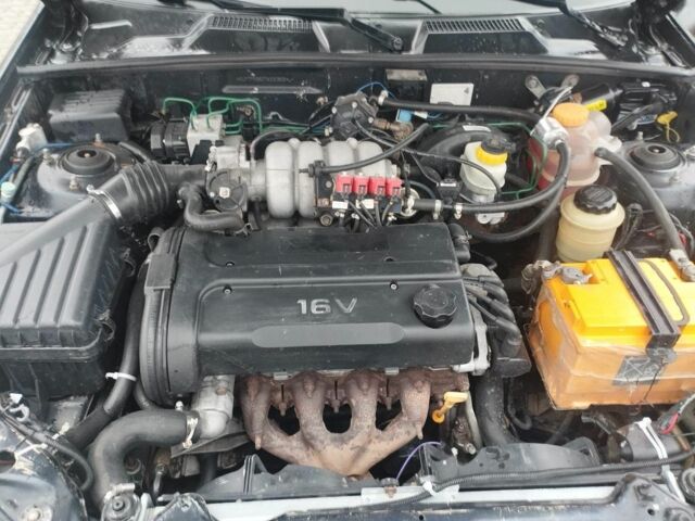 Черный Дэу Сенс, объемом двигателя 1.6 л и пробегом 200 тыс. км за 1600 $, фото 8 на Automoto.ua