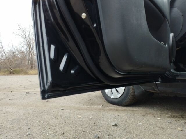 Черный Дэу Сенс, объемом двигателя 1.4 л и пробегом 90 тыс. км за 3200 $, фото 4 на Automoto.ua