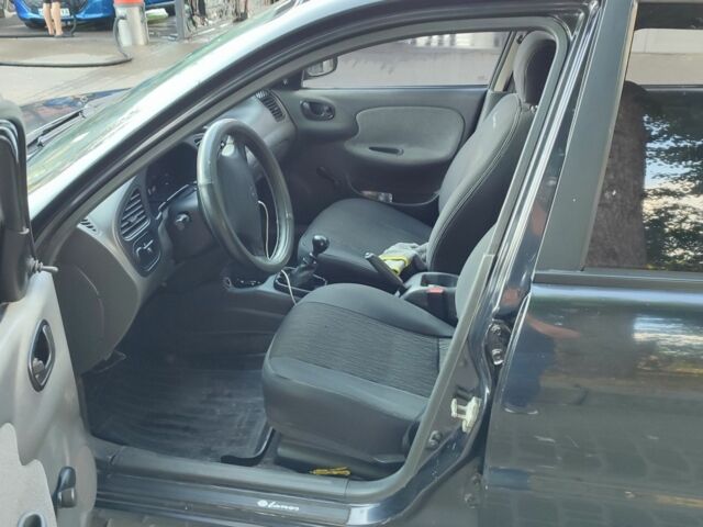 Черный Дэу Сенс, объемом двигателя 0 л и пробегом 205 тыс. км за 2500 $, фото 2 на Automoto.ua