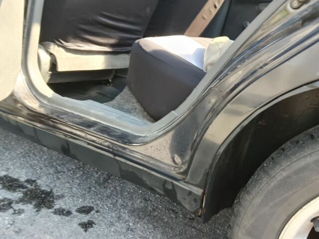 Черный Дэу Сенс, объемом двигателя 1.3 л и пробегом 200 тыс. км за 1400 $, фото 7 на Automoto.ua