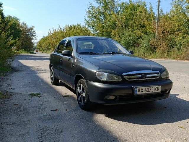 Черный Дэу Сенс, объемом двигателя 1.5 л и пробегом 263 тыс. км за 2900 $, фото 1 на Automoto.ua