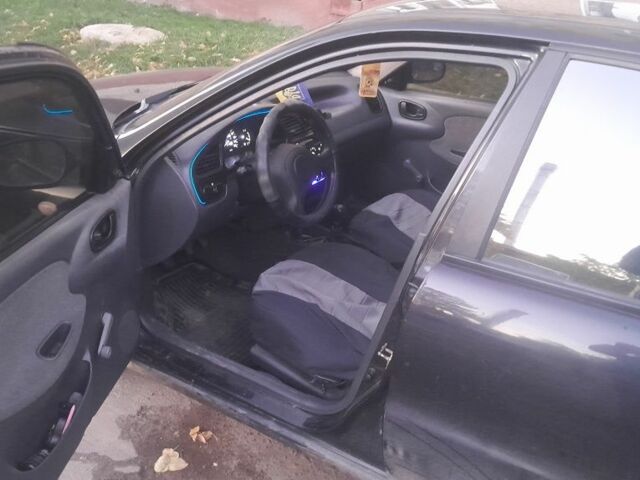 Черный Дэу Сенс, объемом двигателя 0 л и пробегом 200 тыс. км за 1550 $, фото 3 на Automoto.ua