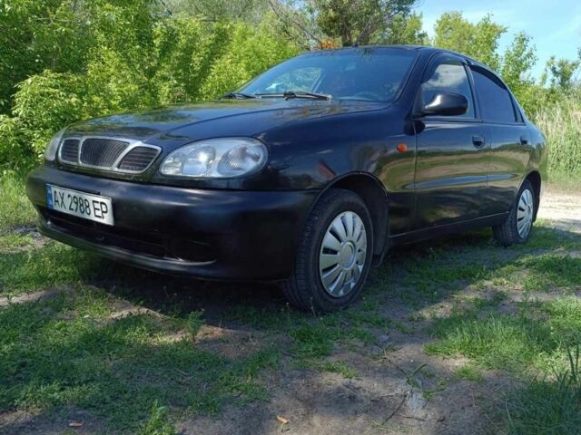 Черный Дэу Сенс, объемом двигателя 1.5 л и пробегом 208 тыс. км за 2300 $, фото 1 на Automoto.ua
