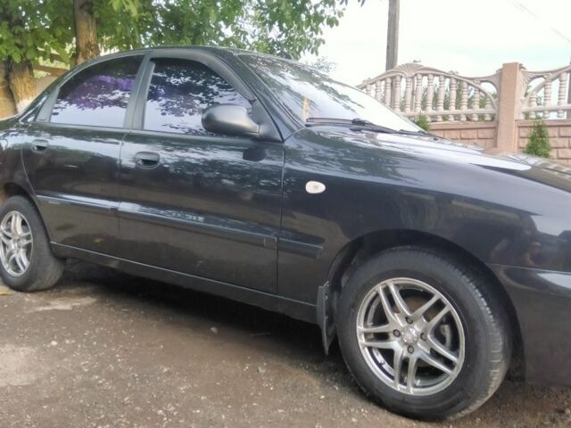 Черный Дэу Сенс, объемом двигателя 1.5 л и пробегом 120 тыс. км за 2750 $, фото 5 на Automoto.ua