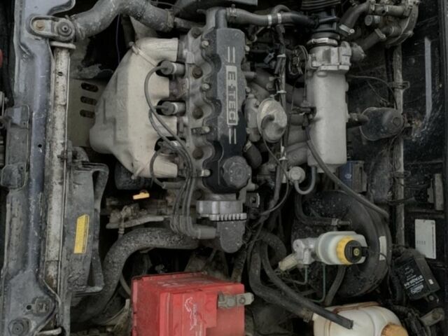 Черный Дэу Сенс, объемом двигателя 1.5 л и пробегом 270 тыс. км за 2000 $, фото 11 на Automoto.ua