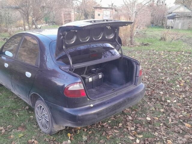 Черный Дэу Сенс, объемом двигателя 0 л и пробегом 200 тыс. км за 1550 $, фото 1 на Automoto.ua