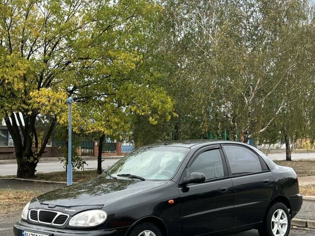 Черный Дэу Сенс, объемом двигателя 1.5 л и пробегом 200 тыс. км за 1999 $, фото 5 на Automoto.ua