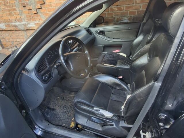 Черный Дэу Сенс, объемом двигателя 0 л и пробегом 350 тыс. км за 2700 $, фото 1 на Automoto.ua