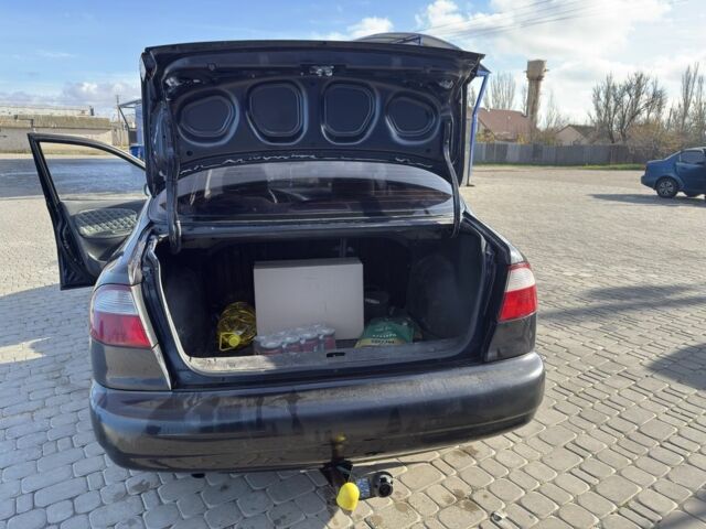 Черный Дэу Сенс, объемом двигателя 1.6 л и пробегом 201 тыс. км за 1700 $, фото 3 на Automoto.ua