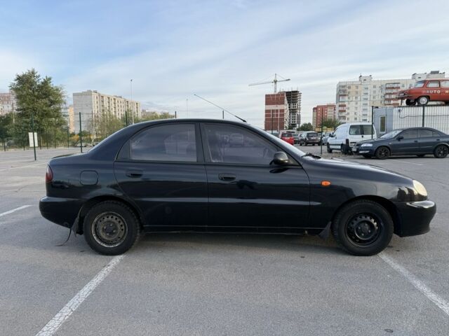 Черный Дэу Сенс, объемом двигателя 1.5 л и пробегом 200 тыс. км за 2100 $, фото 1 на Automoto.ua