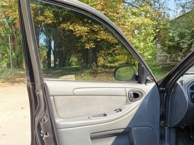 Черный Дэу Сенс, объемом двигателя 1.5 л и пробегом 263 тыс. км за 2900 $, фото 7 на Automoto.ua