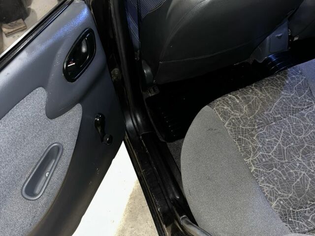 Чорний Деу Сенс, об'ємом двигуна 1.6 л та пробігом 218 тис. км за 2600 $, фото 11 на Automoto.ua