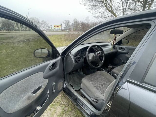 Черный Дэу Сенс, объемом двигателя 1.5 л и пробегом 150 тыс. км за 2000 $, фото 9 на Automoto.ua