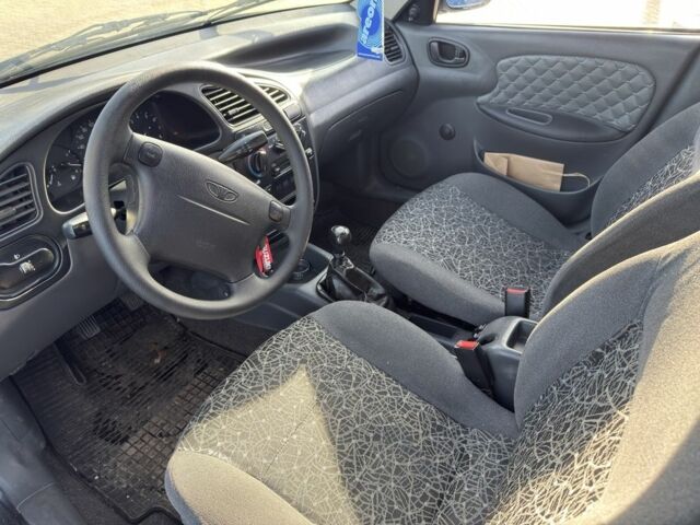 Черный Дэу Сенс, объемом двигателя 1.6 л и пробегом 201 тыс. км за 1700 $, фото 5 на Automoto.ua