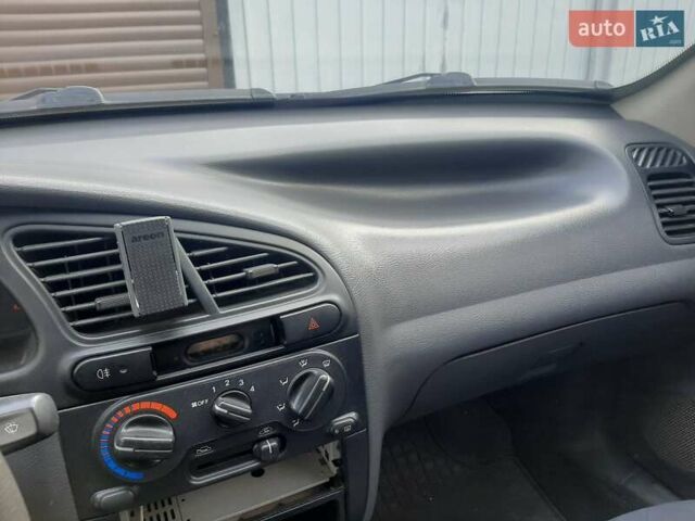 Черный Дэу Сенс, объемом двигателя 1.3 л и пробегом 124 тыс. км за 2100 $, фото 4 на Automoto.ua