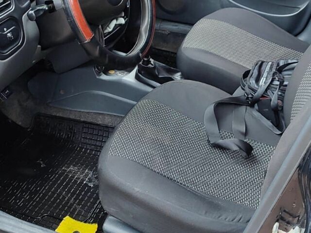 Чорний Деу Сенс, об'ємом двигуна 1.3 л та пробігом 205 тис. км за 2200 $, фото 4 на Automoto.ua