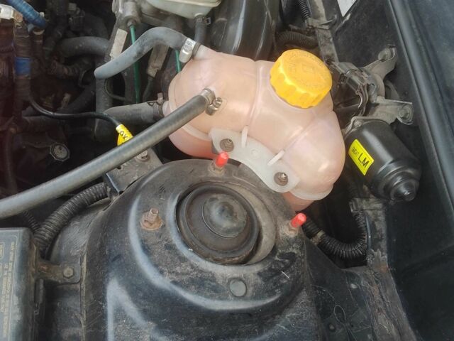 Черный Дэу Сенс, объемом двигателя 1.5 л и пробегом 2 тыс. км за 1800 $, фото 1 на Automoto.ua