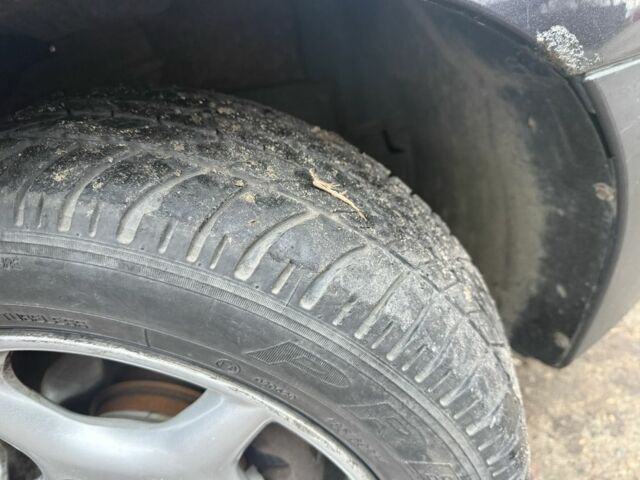 Черный Дэу Сенс, объемом двигателя 1.5 л и пробегом 175 тыс. км за 2600 $, фото 2 на Automoto.ua