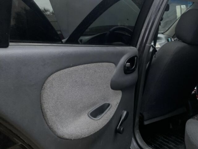 Черный Дэу Сенс, объемом двигателя 1.5 л и пробегом 270 тыс. км за 2000 $, фото 8 на Automoto.ua