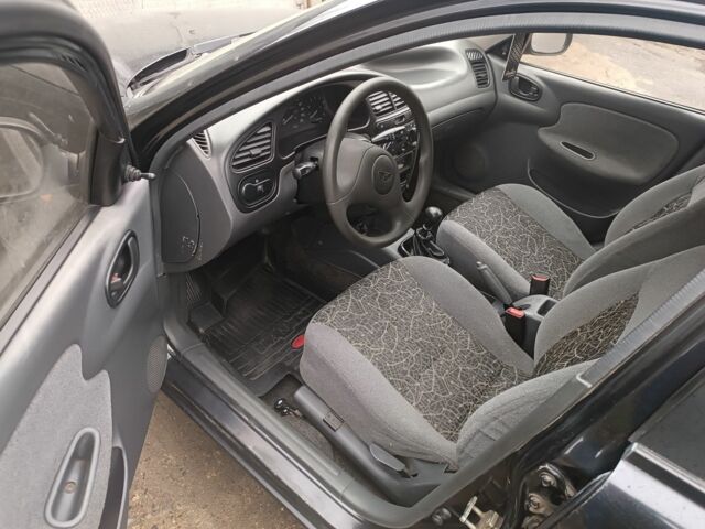 Черный Дэу Сенс, объемом двигателя 1.5 л и пробегом 198 тыс. км за 2200 $, фото 6 на Automoto.ua