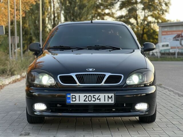 Черный Дэу Сенс, объемом двигателя 1.5 л и пробегом 250 тыс. км за 2599 $, фото 1 на Automoto.ua