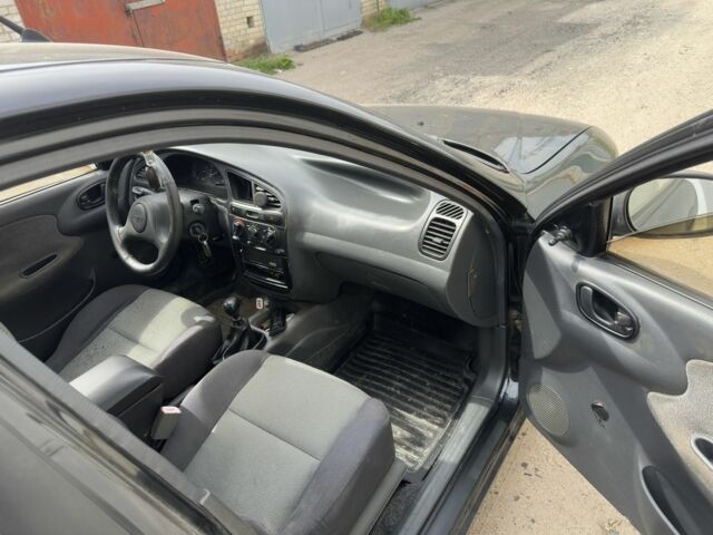 Чорний Деу Сенс, об'ємом двигуна 1.3 л та пробігом 318 тис. км за 1750 $, фото 2 на Automoto.ua