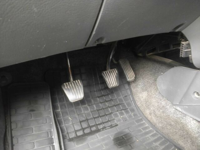 Черный Дэу Сенс, объемом двигателя 1.4 л и пробегом 167 тыс. км за 2500 $, фото 17 на Automoto.ua