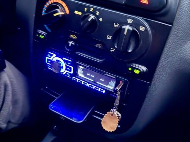 Черный Дэу Сенс, объемом двигателя 1.5 л и пробегом 190 тыс. км за 1999 $, фото 20 на Automoto.ua