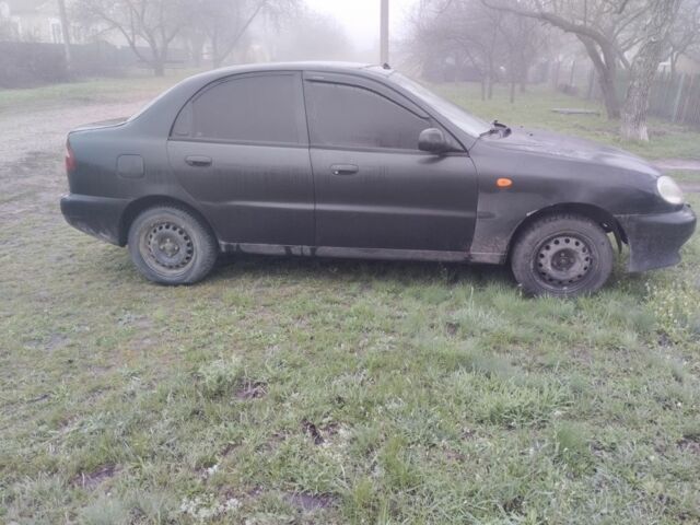 Черный Дэу Сенс, объемом двигателя 1.4 л и пробегом 300 тыс. км за 1749 $, фото 3 на Automoto.ua