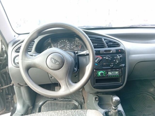 Чорний Деу Сенс, об'ємом двигуна 1.5 л та пробігом 187 тис. км за 2299 $, фото 6 на Automoto.ua