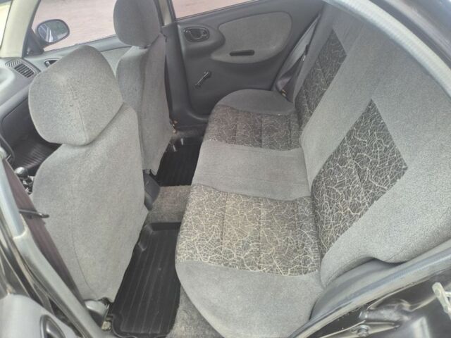 Черный Дэу Сенс, объемом двигателя 1.4 л и пробегом 177 тыс. км за 1500 $, фото 6 на Automoto.ua