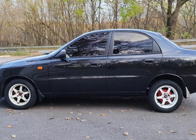 Деу Сенс 2008 у Лубнах на Automoto.ua Чорний Деу Сенс, об'ємом двигуна 1.5 л та пробігом 153 тис. км за 2550 $, фото 7 на Automoto.ua