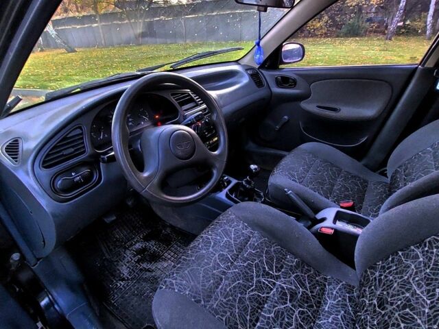 Чорний Деу Сенс, об'ємом двигуна 1.5 л та пробігом 280 тис. км за 1850 $, фото 7 на Automoto.ua