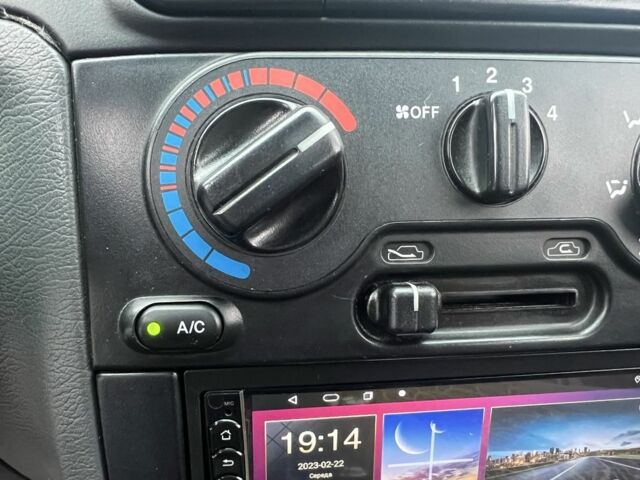 Черный Дэу Сенс, объемом двигателя 1.5 л и пробегом 222 тыс. км за 2400 $, фото 7 на Automoto.ua