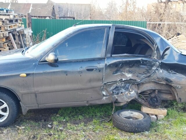 Чорний Деу Сенс, об'ємом двигуна 1.5 л та пробігом 226 тис. км за 405 $, фото 3 на Automoto.ua