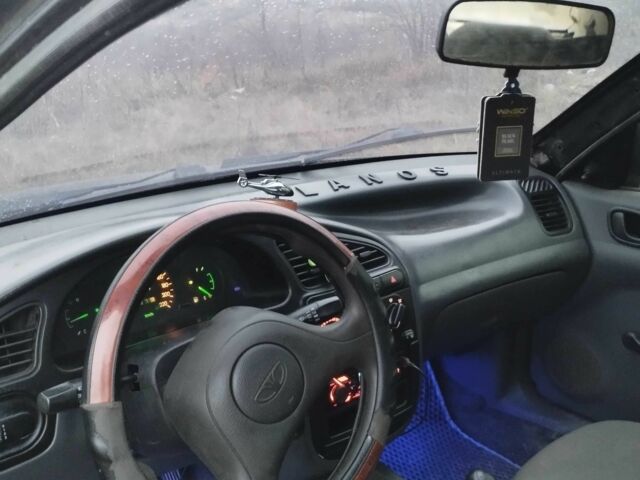 Черный Дэу Сенс, объемом двигателя 1.5 л и пробегом 250 тыс. км за 1400 $, фото 2 на Automoto.ua